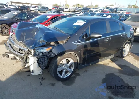 2015 Chevrolet Volt z USA, uszkodzony, nr VIN 1G1RC6E47FU107358